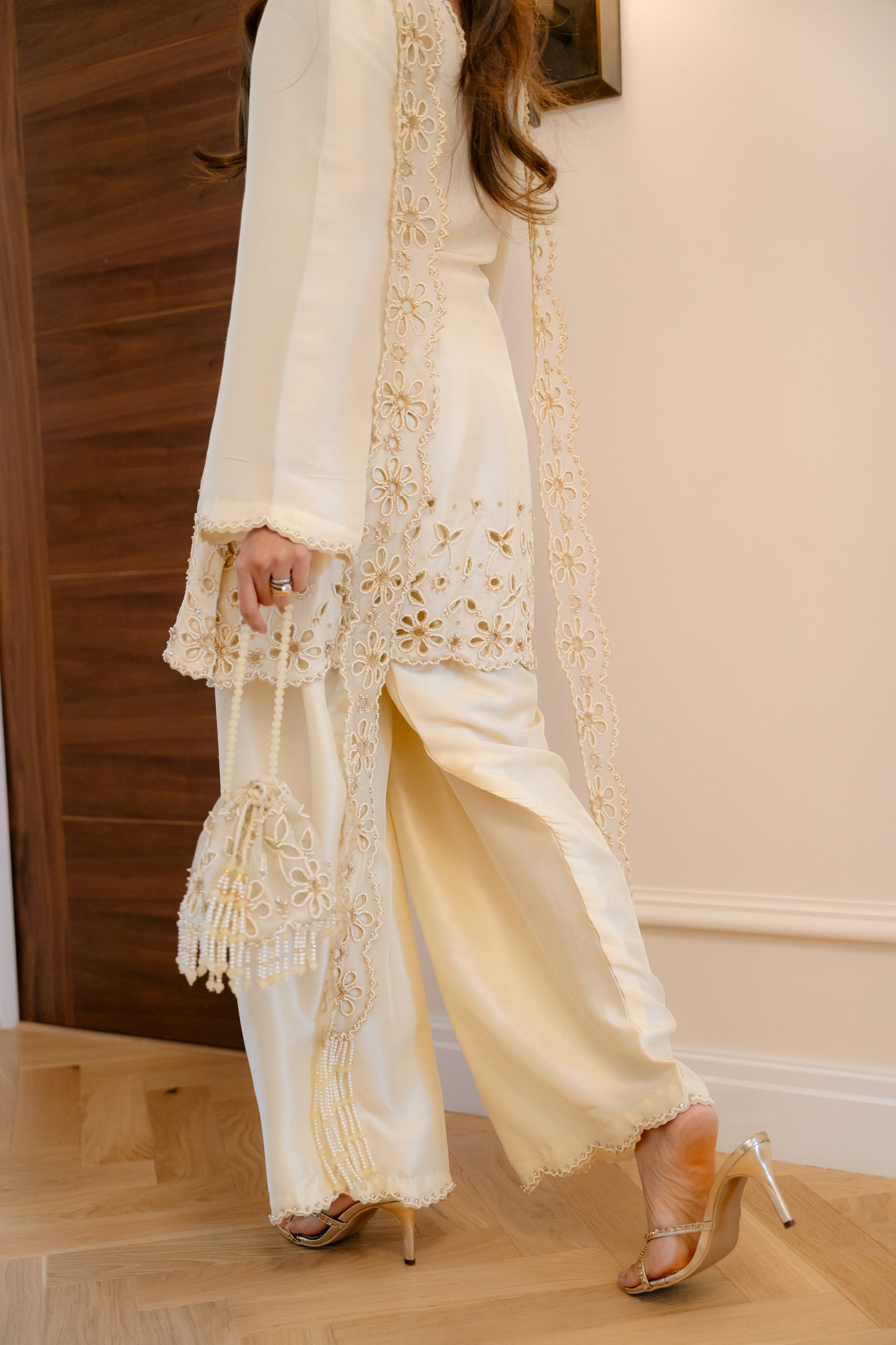 Butter yellow floral set