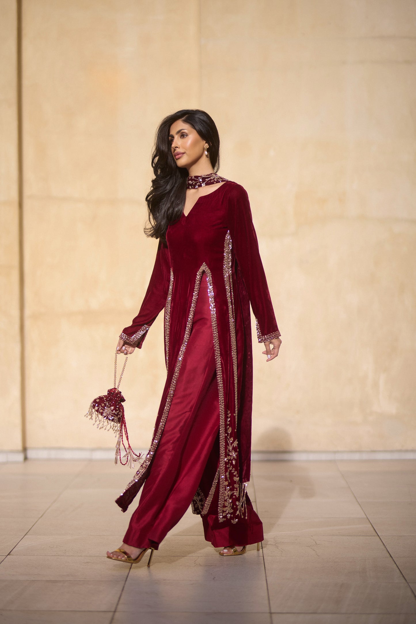 Maroon Velvet Kameez set